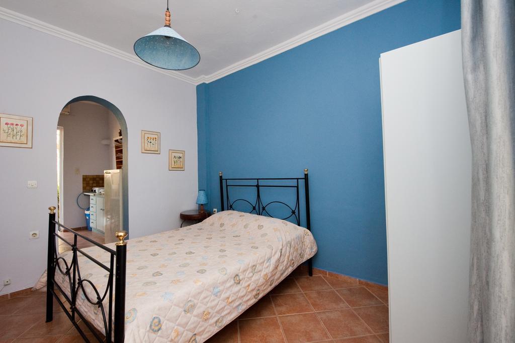 Zorbas Apartments Volissos Quarto foto