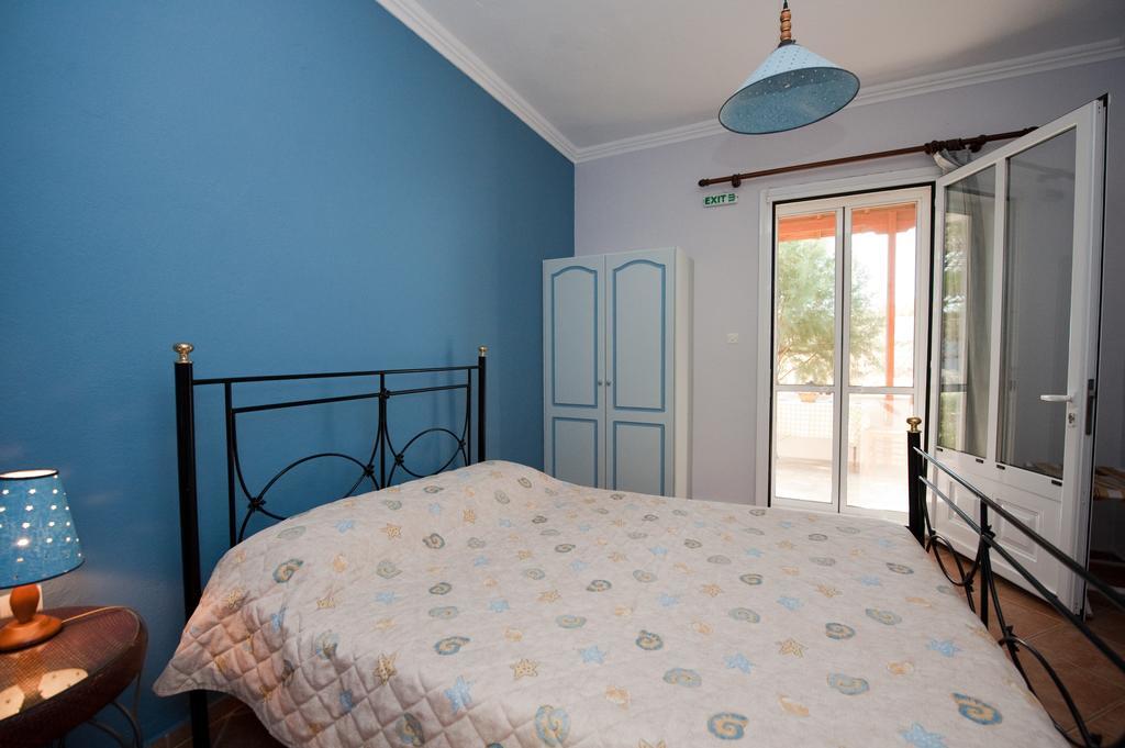 Zorbas Apartments Volissos Quarto foto